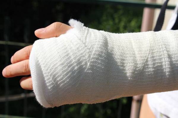 Житель Иркутской области соврал в полиции о том, кто ему сломал руку
