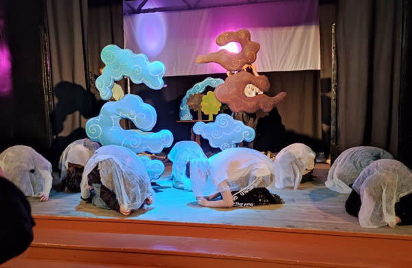 В Гусиноозёрске дети сыграли спектакль «Булат»