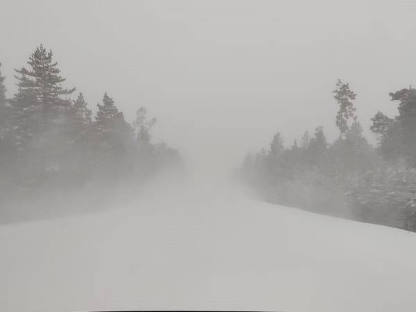 Снегопад затруднил движение в двух районах Бурятии