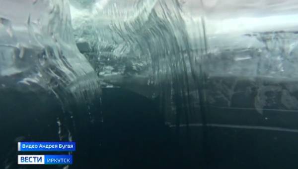 На Байкале зафиксировали ледовые удары из-за трещины 