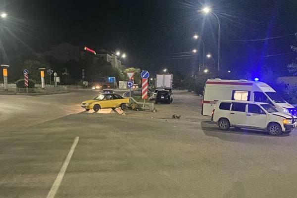 В Улан-Удэ 21-летний водитель пострадал в ДТП 