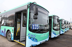Улан-Удэ до конца года получит больше 100 автобусов
