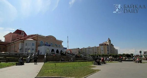 В Улан-Удэ худрук театра пожаловался на запрет на репетиции