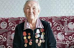 В Улан-Удэ труженица тыла отметила 90-летие