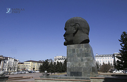 Улан-удэнцев обеспокоила судьба скамеек и беседок с площади Советов 