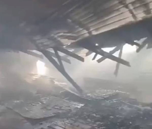 В Бурятии сгорело здание СТО 