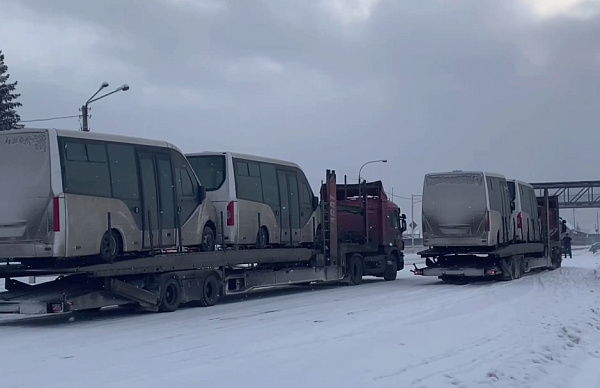 В Улан-Удэ поступила первая партия новых муниципальных микроавтобусов