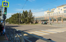 Возле школ в Улан-Удэ устанавливают односекционные светофоры