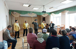 В 14-й гимназии Улан-Удэ прошёл концерт для пенсионеров